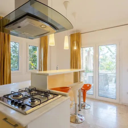 Villa Bayview